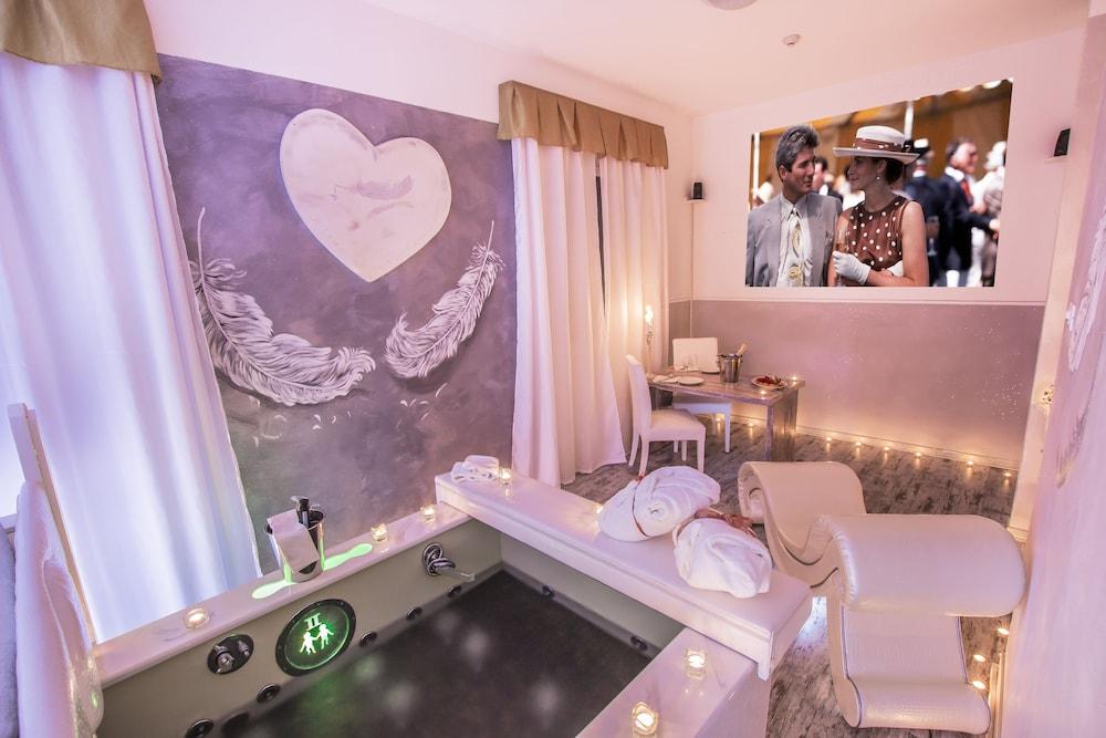 Butterfly Hotel 3*